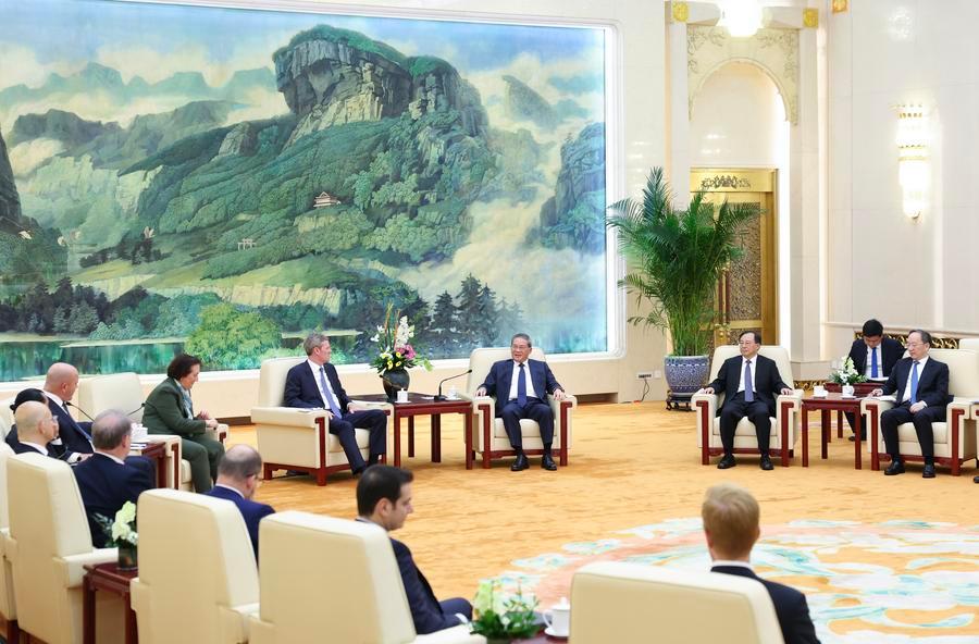 9.3李强会见美中贸易全国委员会董事会代表团.jpeg