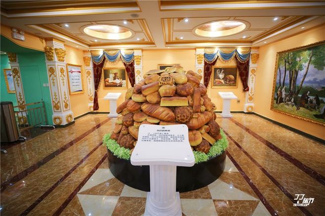 9.21全国唯一的一家“列巴”主题展览馆.jpg