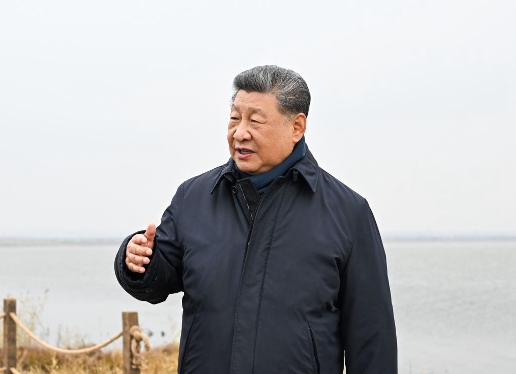 10.19习近平在内蒙古乌兰察布考察时强调 统筹高质量发展和高水平保护 坚定不移走生态优先绿色发展之路3.jpg
