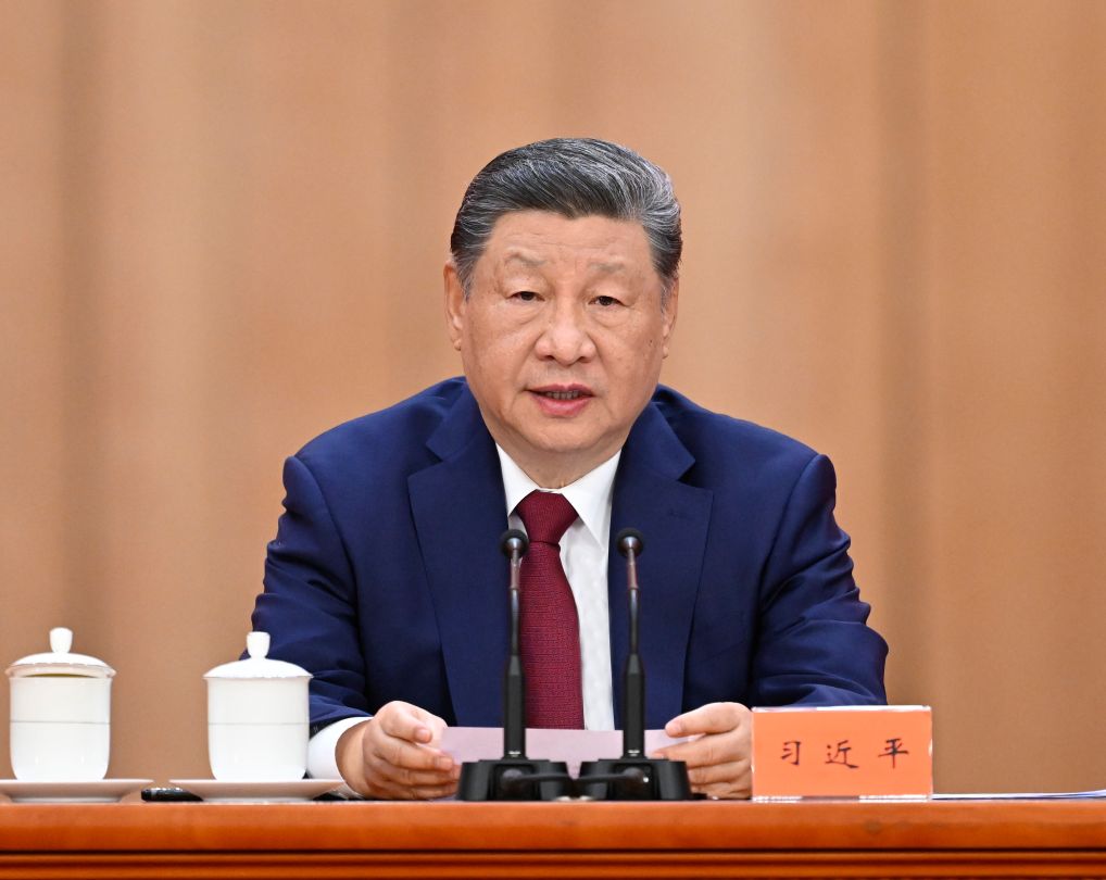 10.23纪念中国工农红军长征胜利90周年大会在京隆重举行 习近平出席大会并发表重要讲话3.jpeg